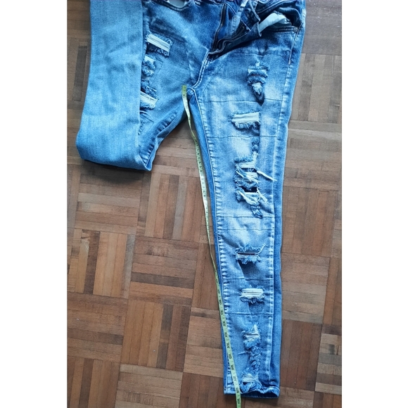 VIP Distressed Skinny Jeans - Picture 3 of 4